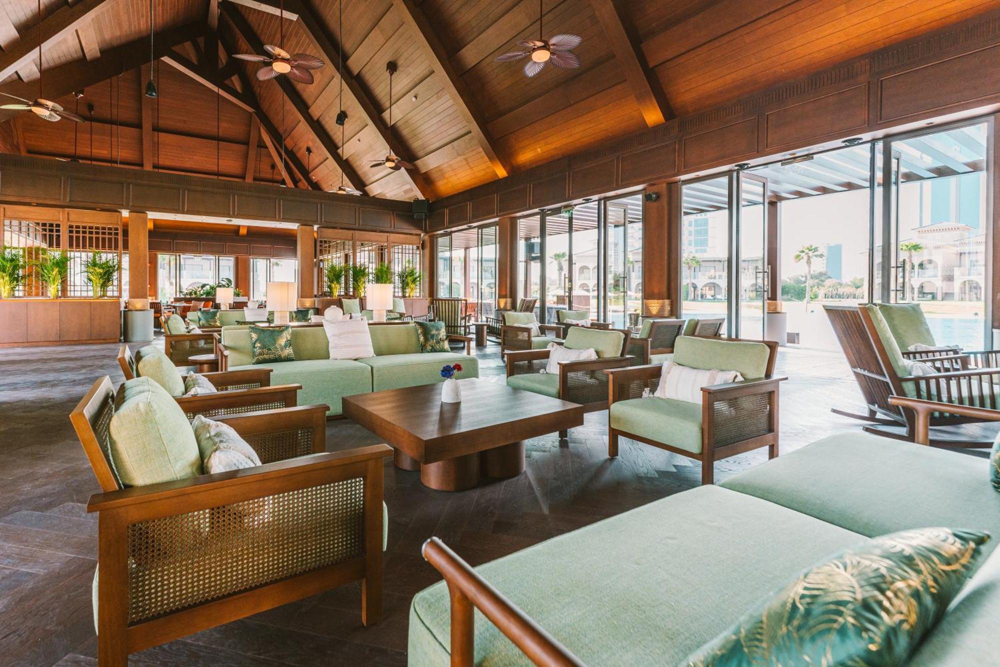 Royal Saray Resort Манама Экстерьер фото The interior of the lounge
