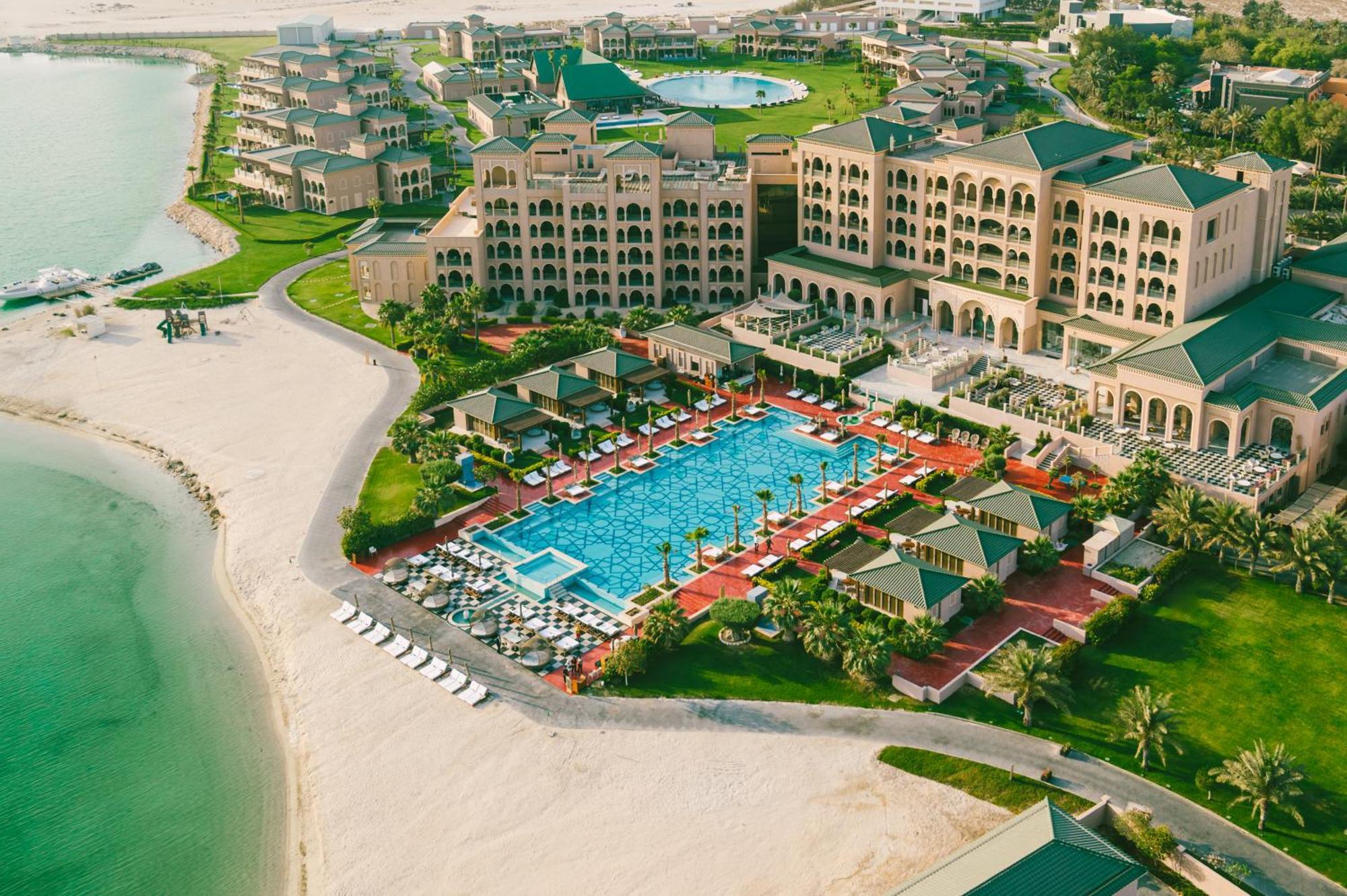 Royal Saray Resort Манама Экстерьер фото